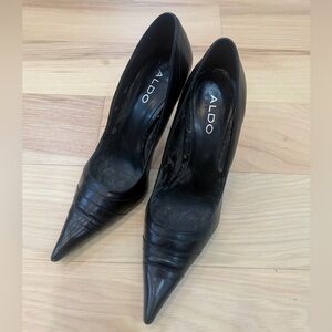 Aldo Black leather pointed toe pumps sz 41 heel #heels #formal